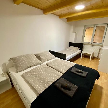 Ubytovani Gm Znojmo Luaran gambar